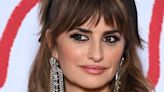 La inusual portada de Penélope Cruz que no para de sumar 'likes'