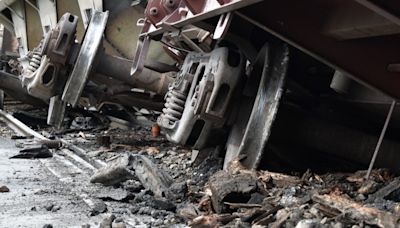 Train derailment in LaFollette leave trestle, track damaged