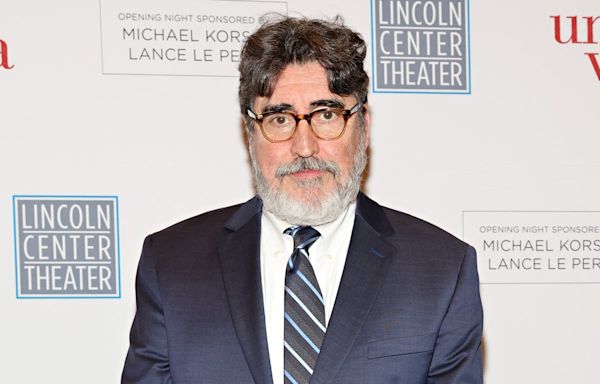 Alfred Molina gets emotional reflecting on disappointing his father by choosing acting career
