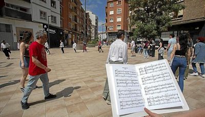 Oberena presenta dos danzas populares