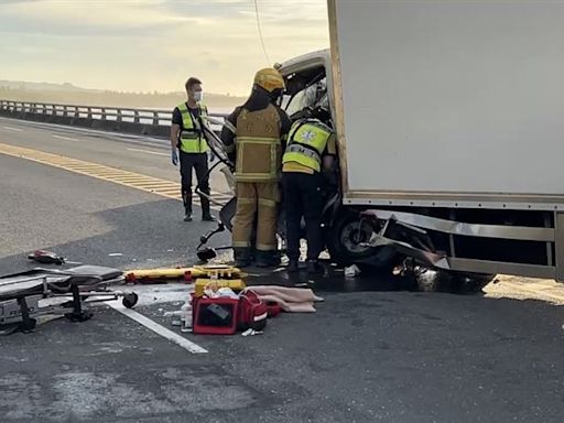 南迴驚悚車禍！重機騎士遭撞「右腳、身體分離」當場死亡 現場畫面曝光