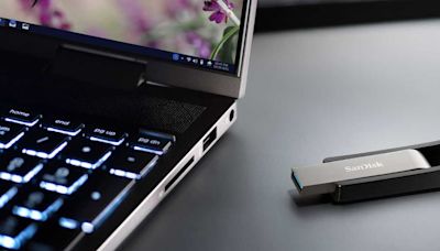 How to change what Windows does when you plug in a flash drive
