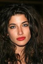 Tania Raymonde