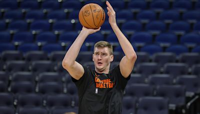 Celtics agree to Exhibit 10 contract with 7-foot-1 big man: Report