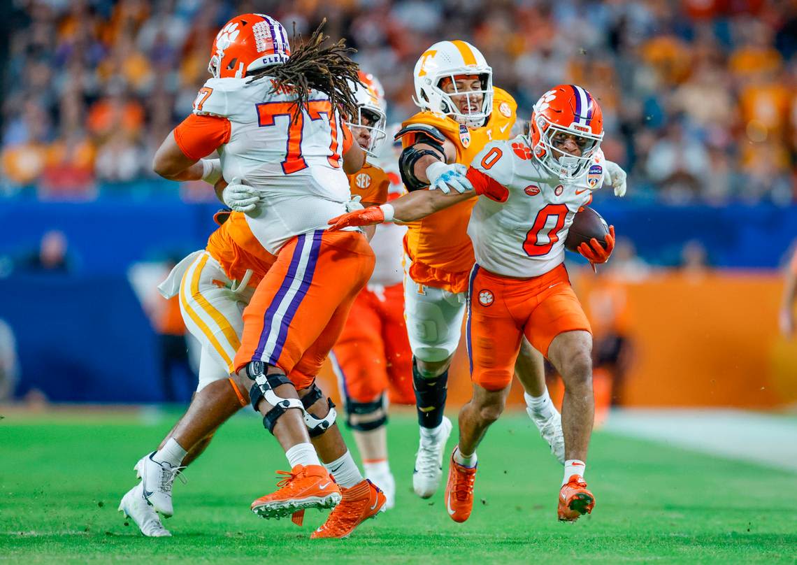 Canes bolster pass rush and edge rusher depth by landing former SEC player
