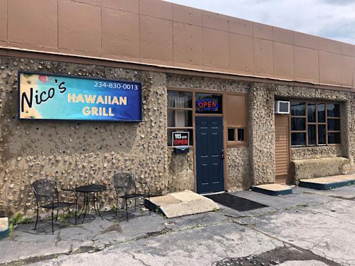 Nico's Hawaiian Grill officially open for business in Warren