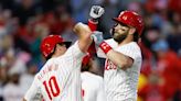 Bryce Harper plays showman on ‘Sunday Night Baseball’ with 3-run homer as Phillies win fifth straight