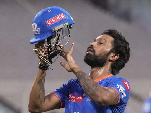 Hardik Pandya's captaincy style is ego-driven in a way, chest out: AB De Villiers