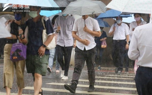 氣象預報》北部變天降溫！雨下到週末「恐有午後大雷雨」連假天氣曝光