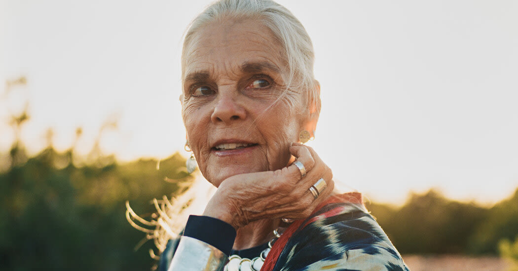 Ali MacGraw on Her Natural, Beautiful Life