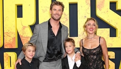 El hijo de Elsa Pataky y Chris Hemsworth sorprende hablando español