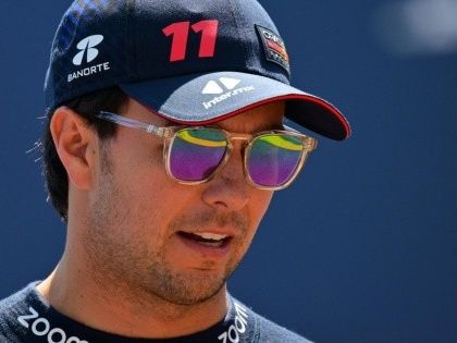 Checo Pérez recibe apoyo de uno de sus mayores críticos, es "la mejor solución" para Red Bull