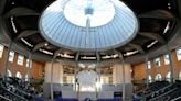 Heil und Paus stellen sich Regierungsbefragung im Bundestag