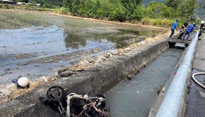 鹿野女騎士不慎摔落1米水溝 機車起火燃燒害2度灼傷 - 社會