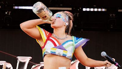 JoJo Siwa says her grandma approves of her drinking alcohol on stage