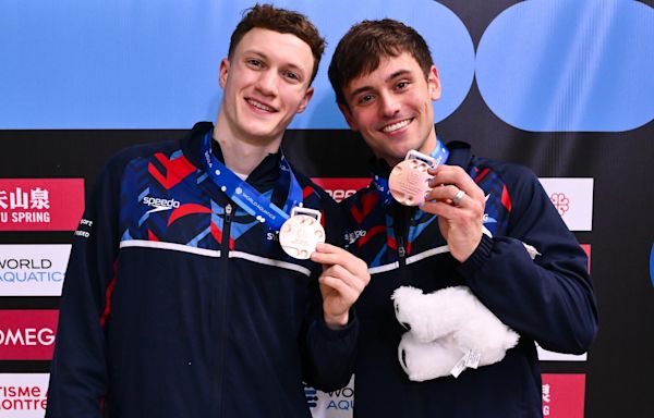 Olympian Tom Daley Reveals the NSFW Gift He Knitted for Diving Partner Noah Williams