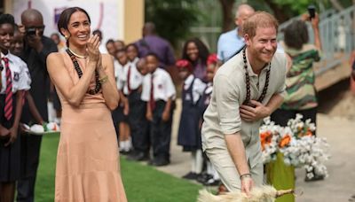 ANÁLISIS | Meghan llegó a Nigeria como duquesa y se fue como una princesa africana