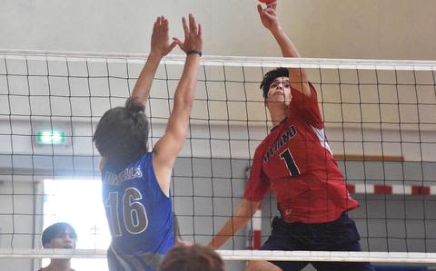 Field expands again as boys spikers take courts