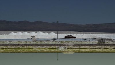 Sindicato de SQM valora acuerdo entre la firma y Codelco por explotación de litio en Salar de Atacama al 2060 - La Tercera