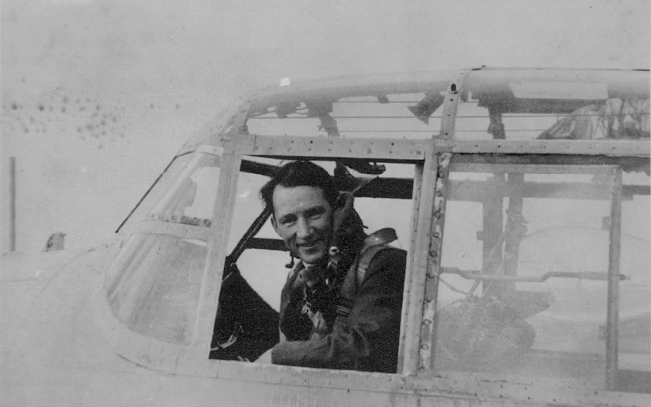 Ken Souter, wartime Hurricane pilot who flew a Lancaster in the film The Dam Busters – obituary