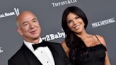 Jeff Bezos' girlfriend, Lauren Sánchez, says she plans to go to space next year