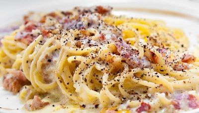 Jamie Oliver shares 'classic' carbonara recipe with unique addition