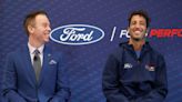 Daniel Ricciardo returns to F1, replacing Nyck de Vries at AlphaTauri for rest of season