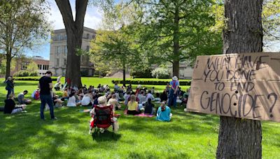 Peaceful demonstrations mark third day of University of Iowa protests of Israel-Hamas war