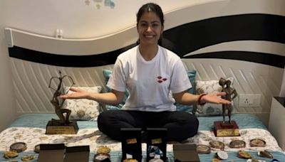 Manu Bhaker takes a veiled dig at haters by displaying all her medals: ‘And, yes…’