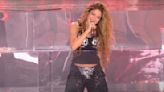 Shakira donne un concert gratuit à Times Square devant 40 000 personnes