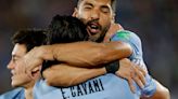 La emocionante despedida de Luis Suárez a Edinson Cavani tras renunciar a la selección de Uruguay - La Tercera