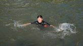 Jetzt schwimmt auch die Bürgermeisterin von Paris Anne Hidalgo in der Seine