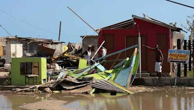 Mexico issues 'red alert' as Category 3 Hurricane Beryl hurtles toward coast