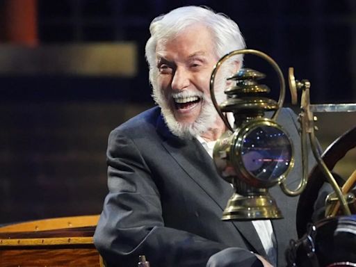 Dick Van Dyke at 98: ‘I’d Love to Play a Few More Crotchety Old Guys’