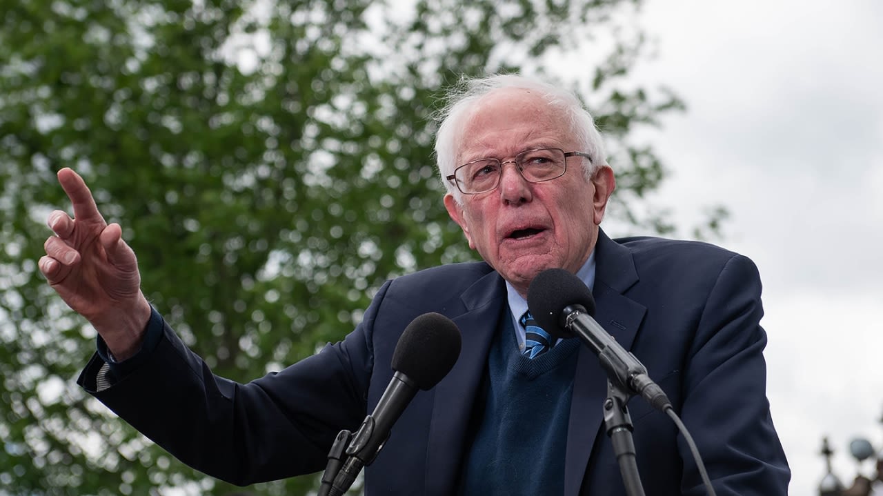 Bernie Sanders to run for reelection in November