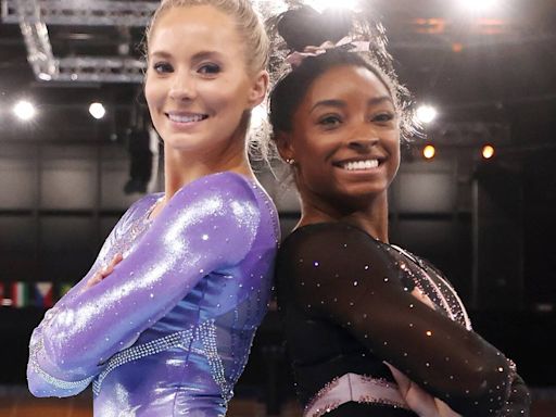 Simone Biles Says "Not Everyone Needs a Mic" Amid MyKayla Skinner Controversy - E! Online