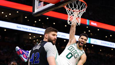 Boston Celtics arrasa a Dallas Mavericks en el primer juego de las finales de la NBA