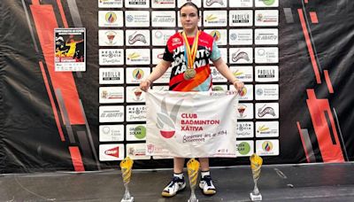 La setabense Selenia Pla logra tres oros en el Campeonato de España de Parabádminton