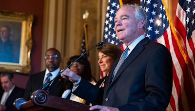 Kaine responds to letter on Israel-Hamas conflict delivered by VCU students