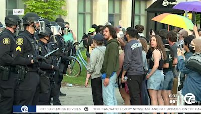 VIDEOS: Police raid pro-Palestinian encampment at University of Michigan Diag