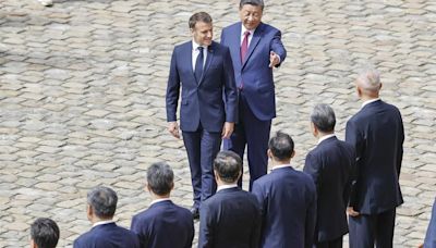 Xi pide ante Macron no utilizar la guerra de Ucrania para "empañar" la imagen de China