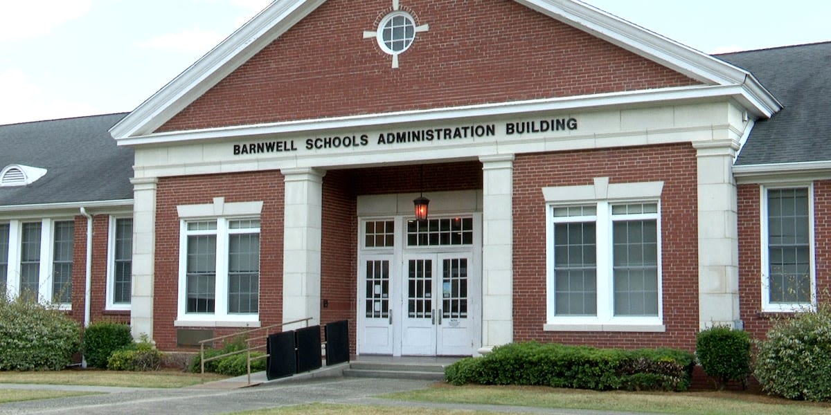 People leave upset after Barnwell County consolidated school meeting