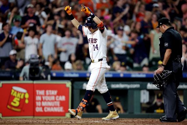 Mauricio Dubon's pinch-hit HR caps Astros' rally, sinks Pirates