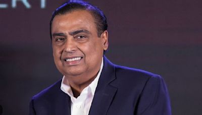 Mukesh Ambani’s per day earnings will shock you! It may take you these many years to reach his wealth, as his earnings per hour are Rs…