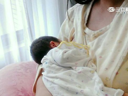 新手媽母乳太多小孩喝不完！尪喊「我來」幫忙吸 幾天後出大事了