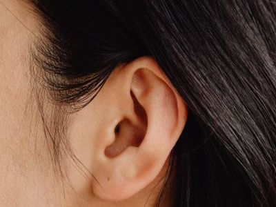 「耳鳴的原因及改善！ 」 北榮新竹分院耳鼻喉科藍佳洵聽力師告訴您 | 蕃新聞