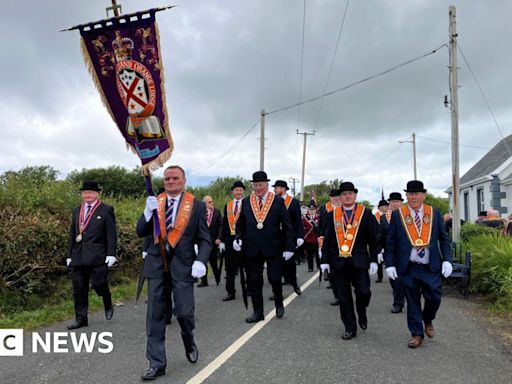 Rossnowlagh: Thousands attend annual Orange Order parade