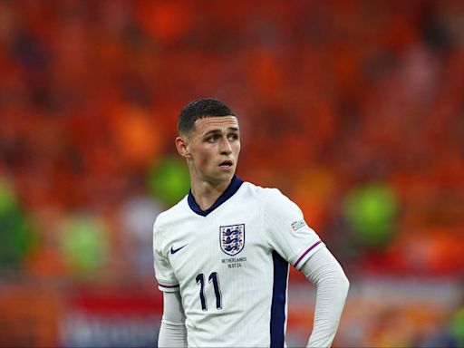 England vs Netherlands LIVE: Score updates as Neville brands controversial Kane penalty ‘a disgrace’ in semi-final