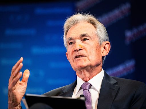 Fed keeps rates flat despite economists’ warnings it’s making a mistake