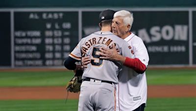 A baseball legend visits SF Giants in Boston and leaves Bob Melvin speechless